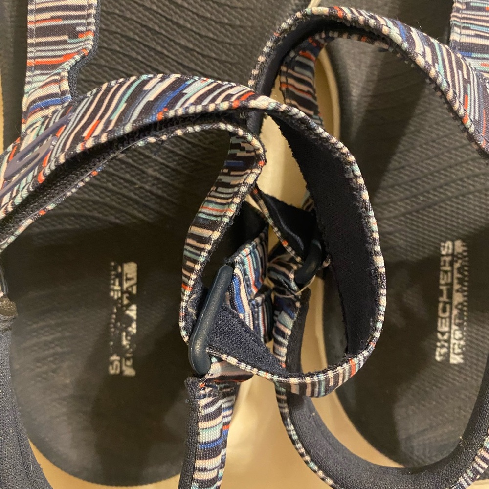 Skechers Women's Strappy Sandals - Navy and Red - Picture 3 of 3